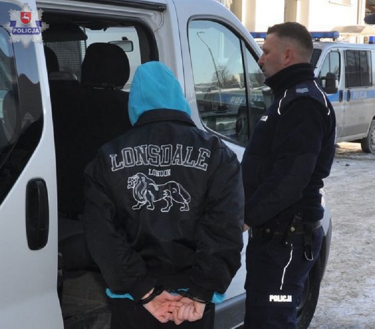 Policjant Zobaczył Poszukiwanego Złodzieja Z Odległości 200m I Zaczął Kraśnik: Policjant będąc poza służbą zatrzymał poszukiwanego