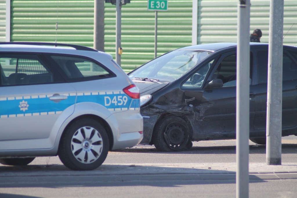 Biała Podlaska: Zderzenie dwóch aut na obwodnicy