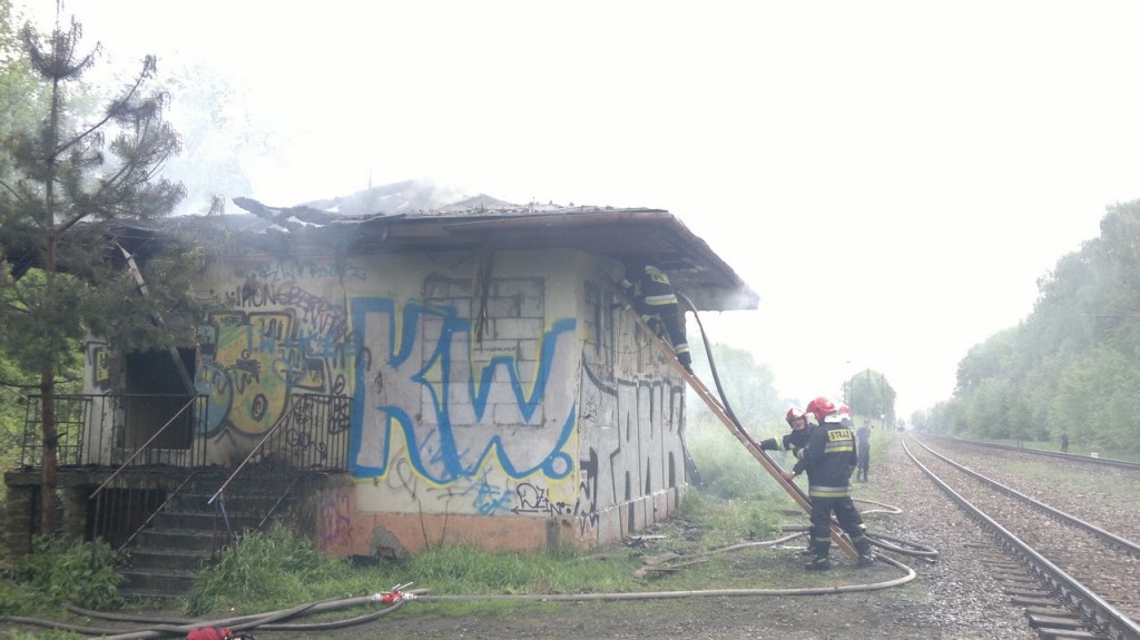 Spłonął budynek kolejowy w pobliżu Starego Gaju