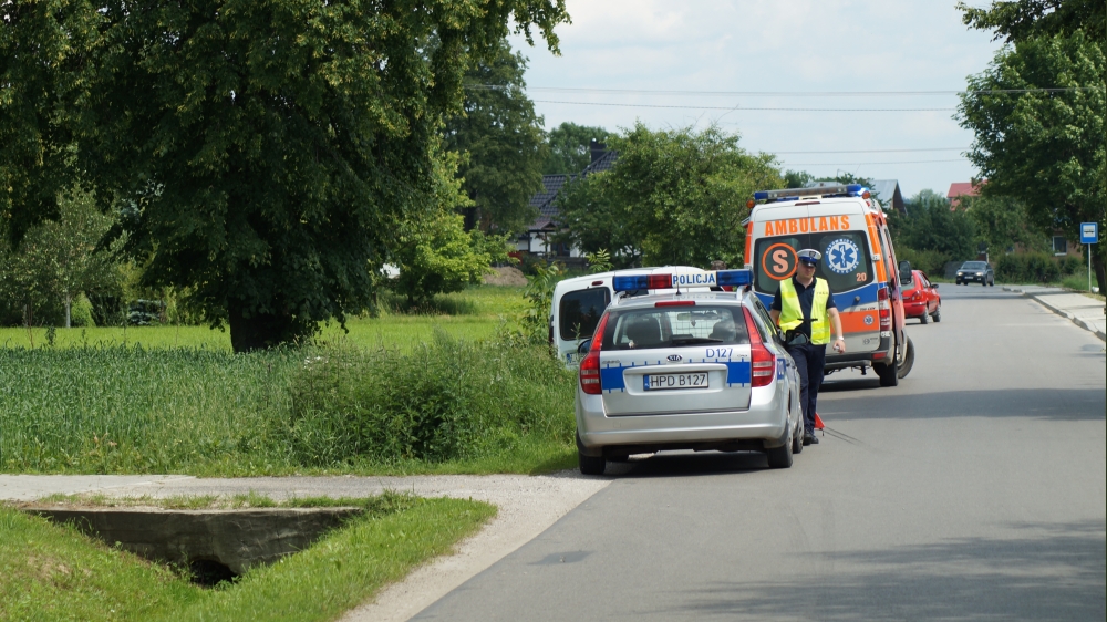 Wilczopole Kol. Rowerzystka potrącona przez samochód