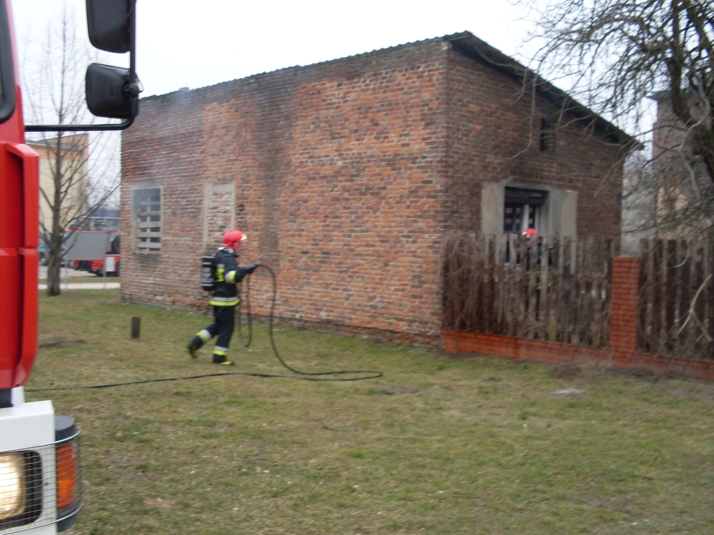 Pożar w opuszczonym domu w Lublinie