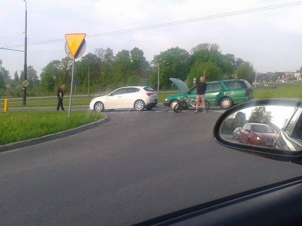 Ul. Diamentowa: Po pijanemu spowodował wypadek. Jedna osoba została ranna