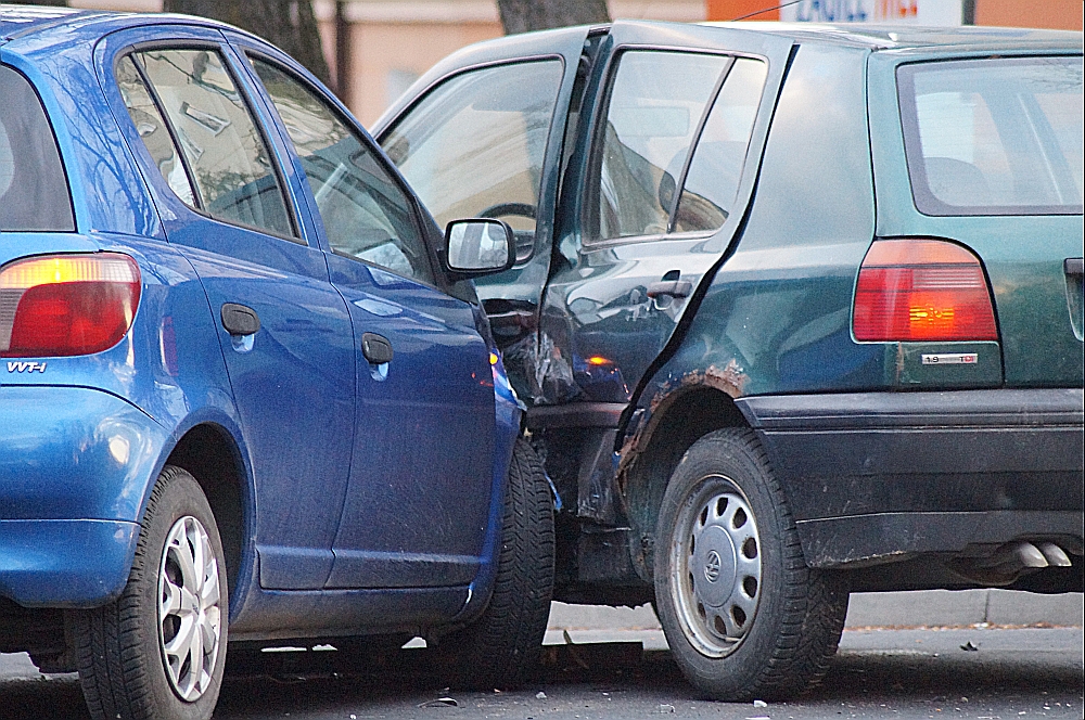 Zderzenie dwóch aut na Majdanku. Jedna osoba trafiła do szpitala