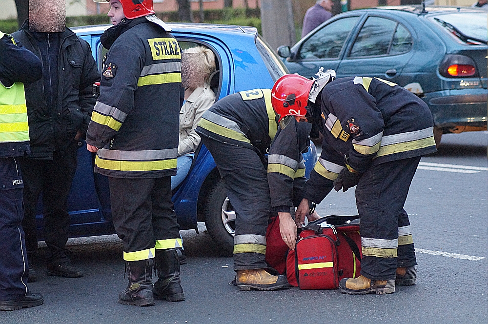 Zderzenie dwóch aut na Majdanku. Jedna osoba trafiła do szpitala