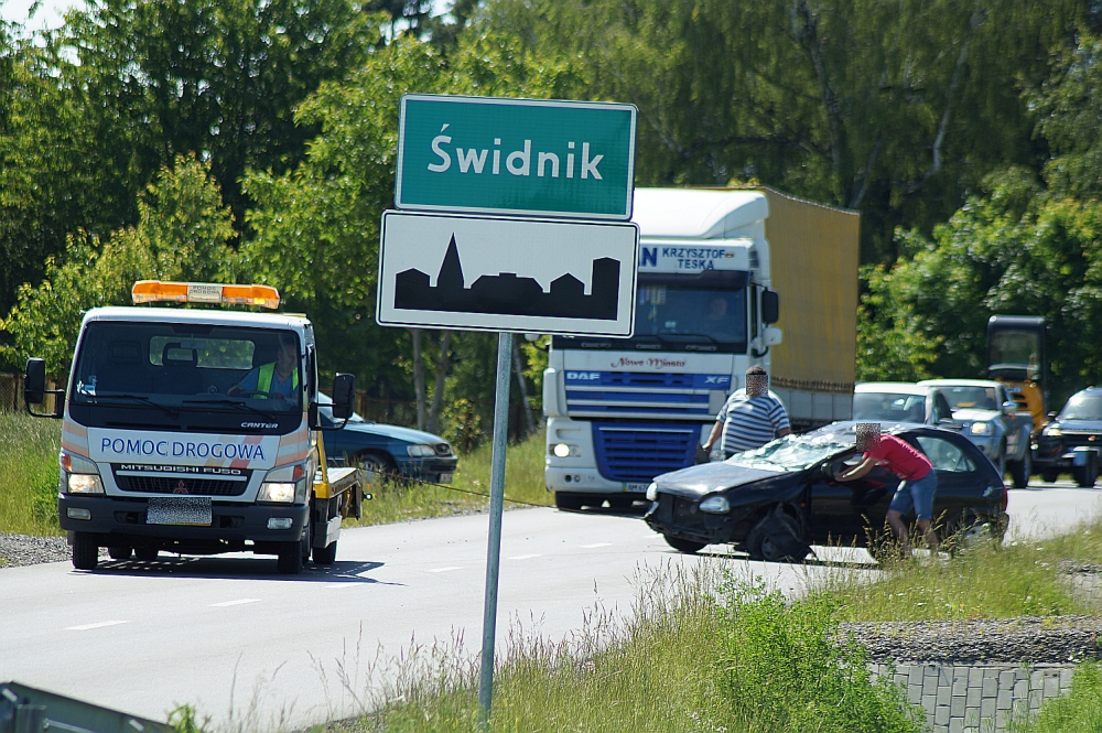 Krępiec: Straciła panowanie nad autem i dachowała