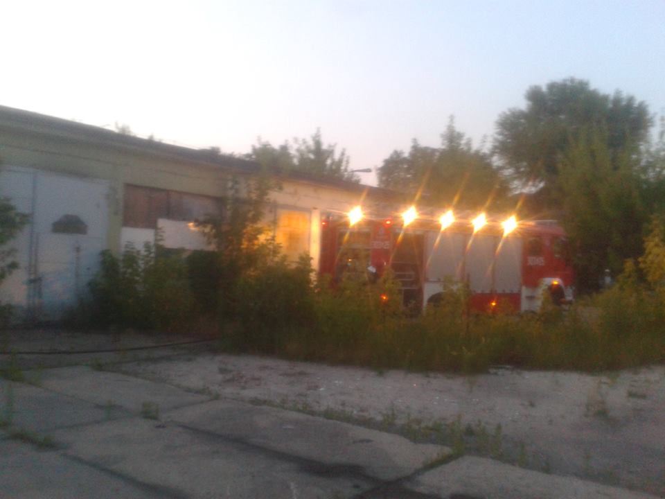 Pięć zastępów straży gasiło pożar pustostanu przy ulicy Krętej