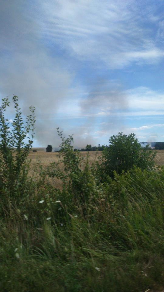 Pożary na polach: W Rossoszu spłonęła prasa rolująca, w Kozicach Górnych płonie zboże