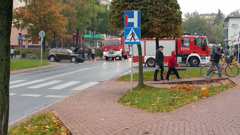 Świdnik:  Zderzenie dacii z fiatem. Jedna osoba trafiła do szpitala