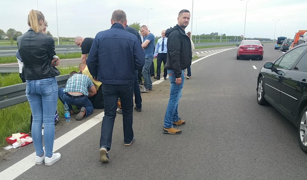 Tragiczny wypadek na ekspresówce. Motocyklista zginął na miejscu