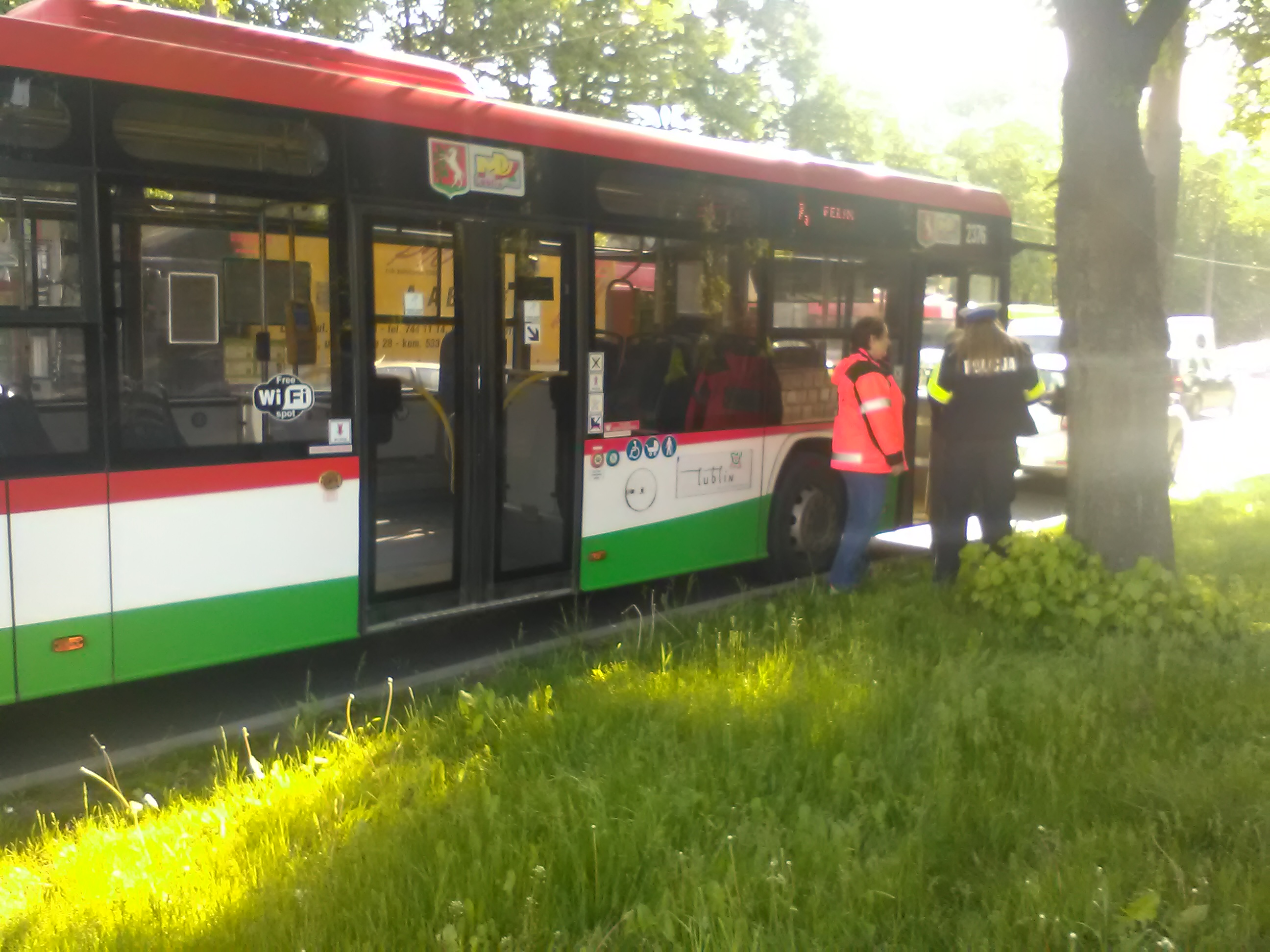 Droga Męczenników Majdanka: Piesza nie zauważyła autobusu. Trafiła do szpitala