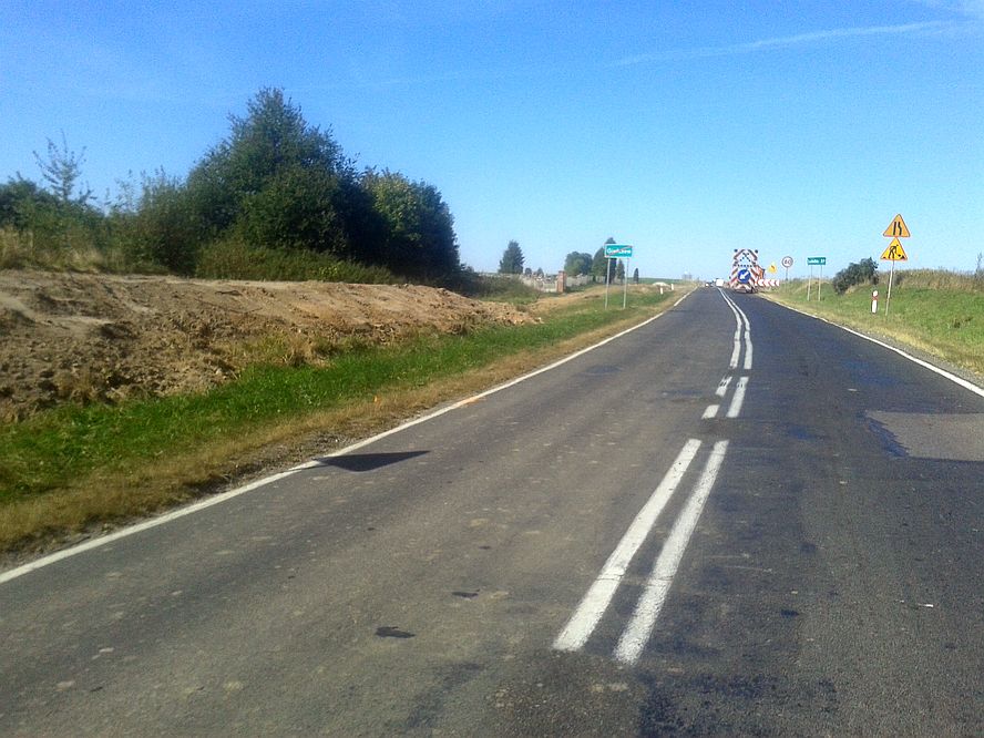 Kolejny odcinek trasy Lublin – Biłgoraj otrzyma równą nawierzchnię. Prace już trwają