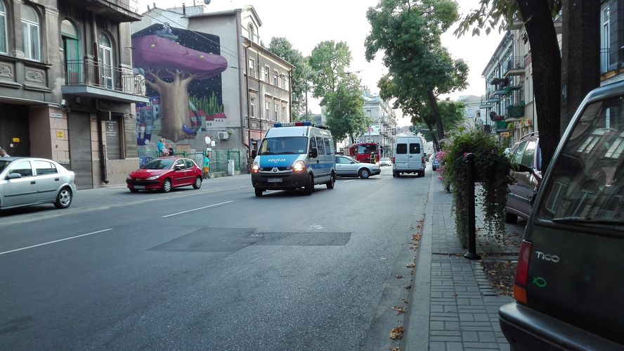 Zderzenie volkswagena z renaultem na ul. Lubartowskiej
