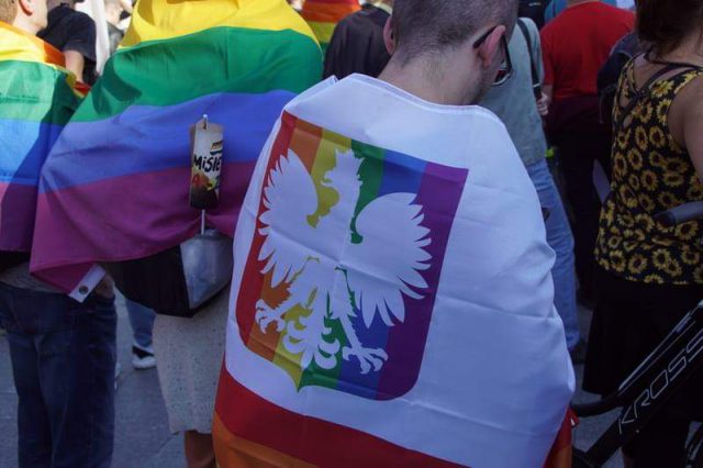 Czy doszło do znieważenia symboli narodowych podczas Marszu Równości? ONR złożyło doniesienie do prokuratury (zdjęcia)