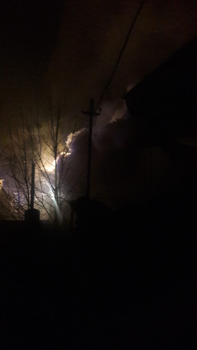 Strażacy przez dwie godziny walczyli z pożarem na Bronowicach (wideo, zdjęcia)