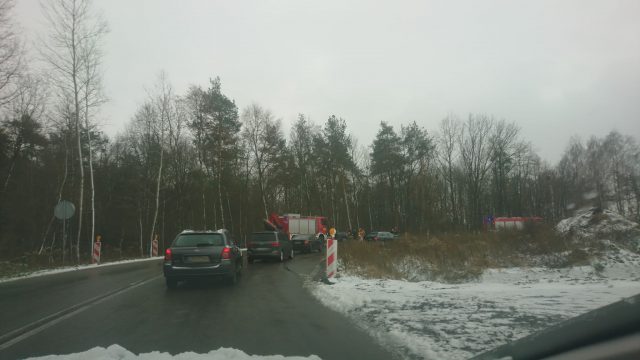 Wypadek na drodze krajowej nr 17. Utrudnienia w ruchu na trasie Lublin – Warszawa (zdjęcia)