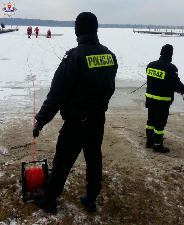 Lubartowscy policjanci wzięli udział w szkoleniu z ratownictwa lodowego (zdjęcia)