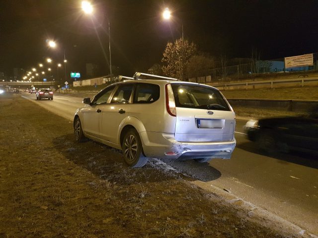 Miał zajechać drogę i nagle zahamować. Wyładował złość na policjantach, odpowie przed sądem (zdjęcia)