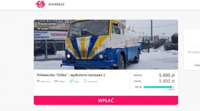 Żużlowa polewaczka miała trafić na złom. Postanowili ją uratować i odnieśli sukces