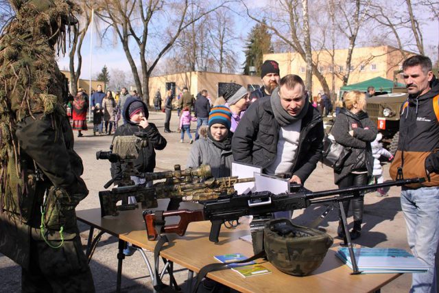 Mieszkańcy Lublina mogli odwiedzić jednostkę wojskową. Armia świętowała wstąpienie do NATO (zdjęcia)