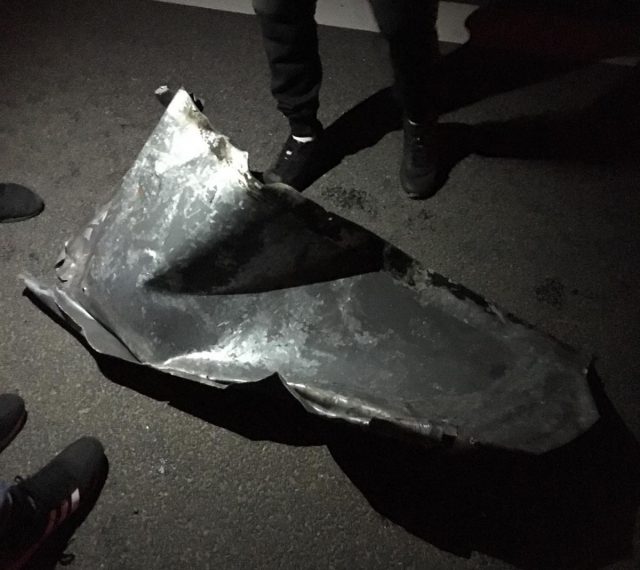Kawałki złomu leżały na obwodnicy Lublina. Wiele aut zostało uszkodzonych (zdjęcia)