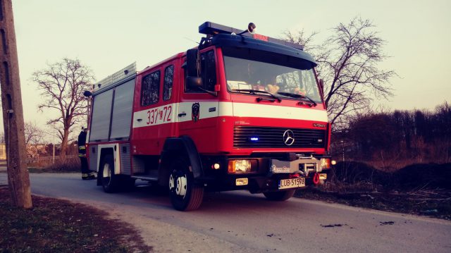 Tylko w środę w regionie strażacy wyjeżdżali 115 razy do pożarów traw i lasów (wideo, zdjęcia)