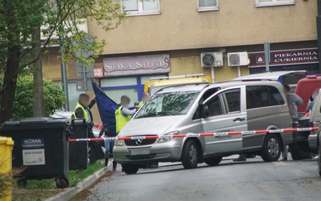 Ciało mężczyzny w taksówce na jednej z ulic Lublina (zdjęcia)