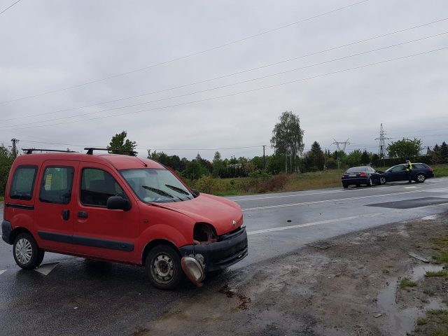 Częściowo zablokowana krajowa 19 po wypadku z Ciecierzynie (zdjęcia)