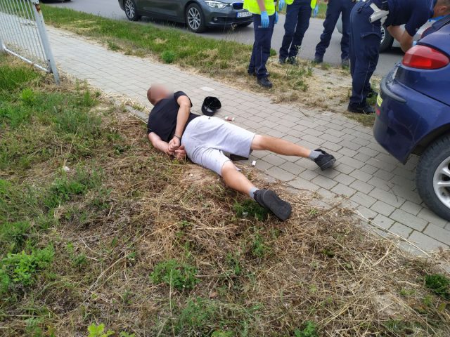Policyjny pościg ulicami Lublina i okolicznymi drogami za Alfa Romeo. Kierowca był pijany (zdjęcia)