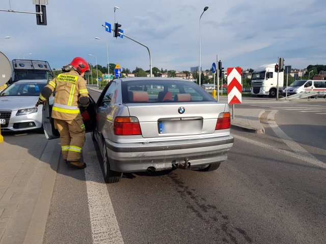 Zderzenie citroena z BMW w Lublinie. Trzy osoby, w tym dzieci, w szpitalu (zdjęcia)