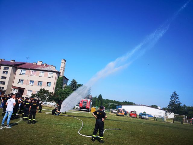 Strażacy – ochotnicy doskonalili swoje umiejętności oraz poznawali najnowszy sprzęt ratowniczo – gaśniczy (zdjęcia)
