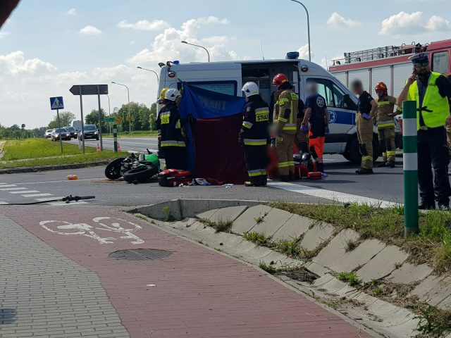 Tragiczny wypadek z udziałem motocyklisty. Droga Lublin – Bełżyce zablokowana (zdjęcia)