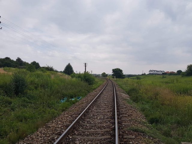 Pociąg potrącił kobietę w Lublinie. Jej życia nie udało się uratować (zdjęcia)