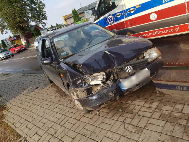 Wypadek na trasie Lublin – Bychawa. Jedna osoba trafiła do szpitala (zdjęcia)