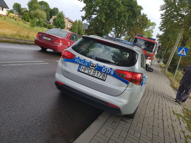 Wypadek na trasie Lublin – Bychawa. Jedna osoba trafiła do szpitala (zdjęcia)