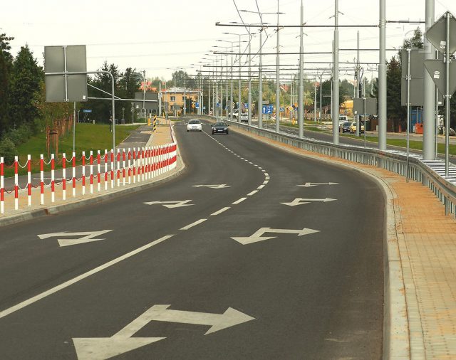 Kolejna drogowa inwestycja w Lublinie zakończona. Powstało rondo w kształcie biszkopta (zdjecia)
