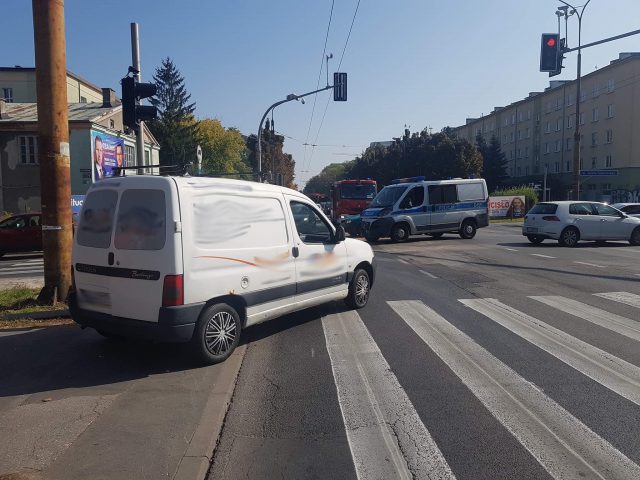 Zderzenie radiowozu z pojazdem dostawczym w Lublinie (zdjęcia)