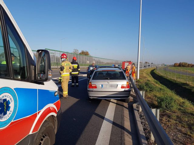 19-latek jechał BMW pod prąd obwodnicą Lublina. Doprowadził do czołowego zderzenia (zdjęcia)
