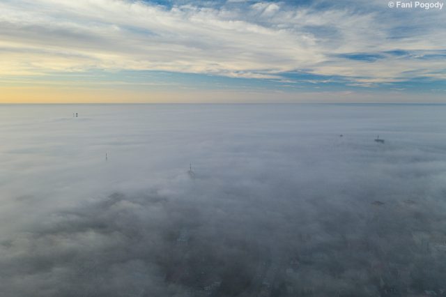 Lublin pod poranną „pierzyną” z mgły (zdjęcia)