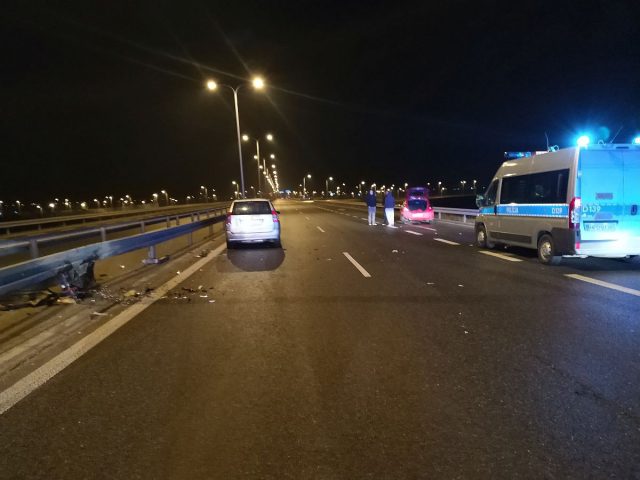 Pijany kierowca staranował jadącego przed nim opla. Droga z Lublina do Świdnika zablokowana (zdjęcia)