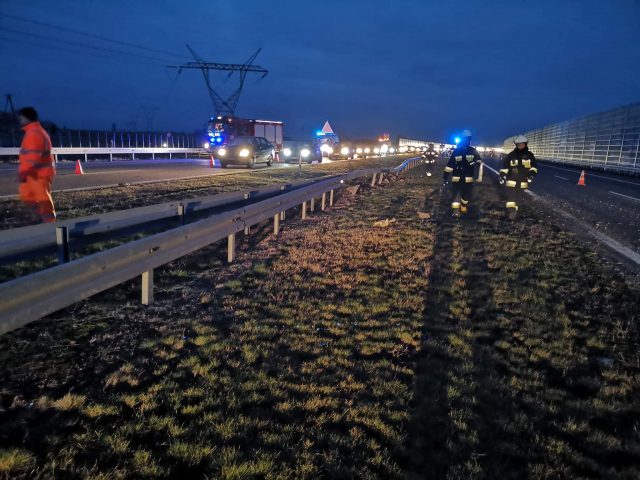 Wypadek na trasie Lublin – Warszawa. Są duże utrudnienia w ruchu (zdjęcia)