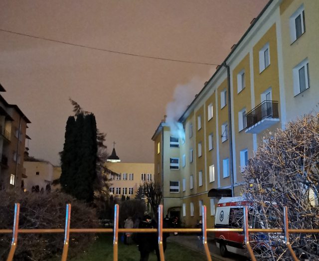 Tragiczny pożar w centrum Lublina. W mieszkaniu spłonęła jedna osoba (wideo)