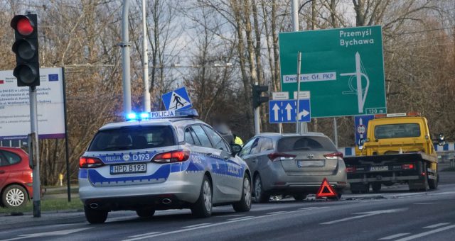 Zderzenie volvo z toyotą na skrzyżowaniu w Lublinie (zdjęcia)