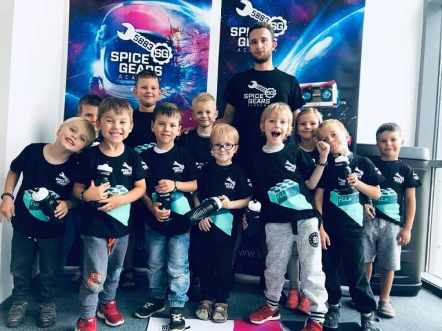 Zajęcia robotyczne dla dzieci z Mistrzami Świata