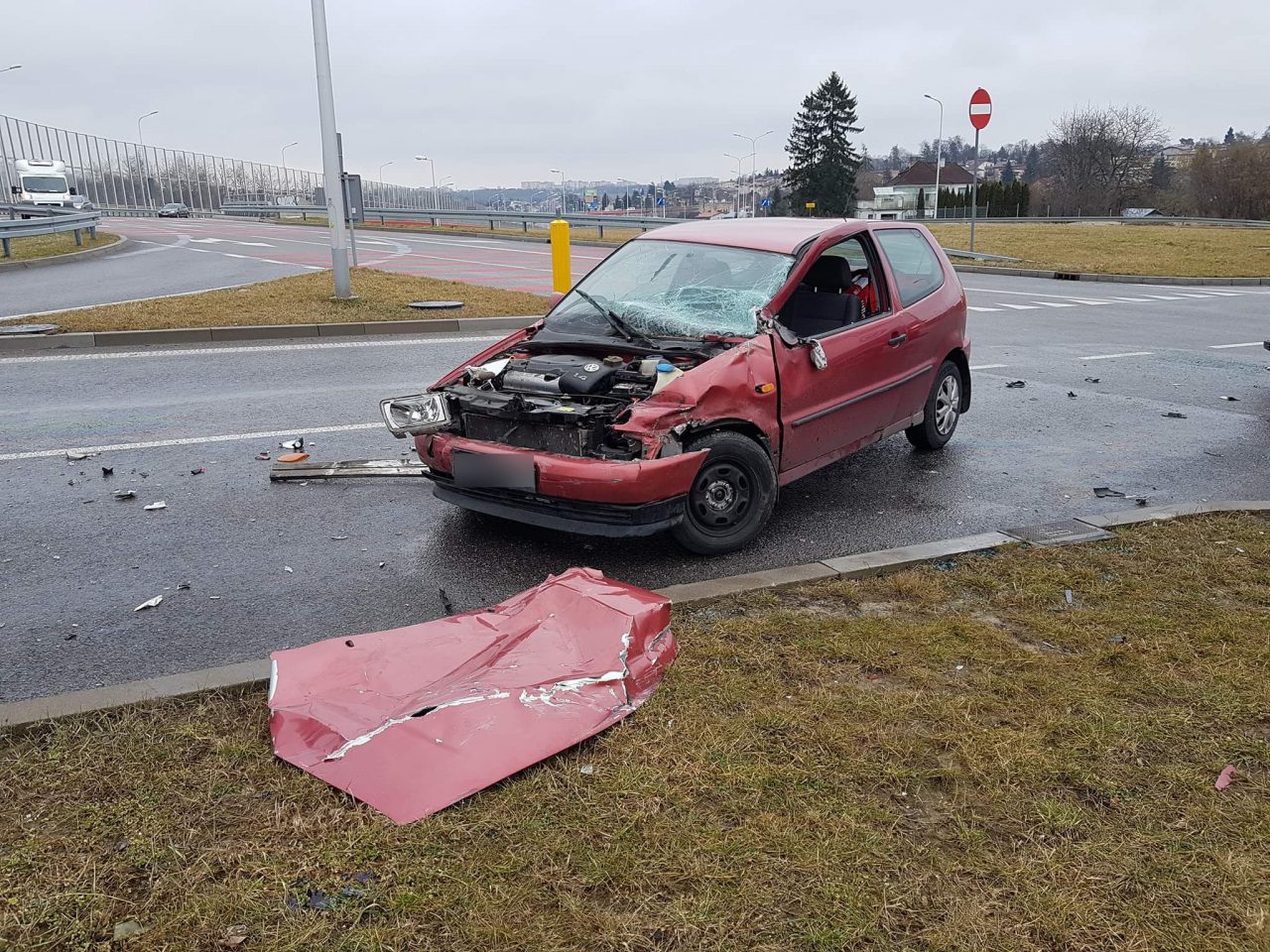 Kolejny wypadek na rondzie 100lecia KUL. Przyczyną znowu