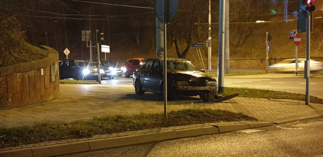 Zderzenie forda z BMW w Lublinie (zdjęcia)
