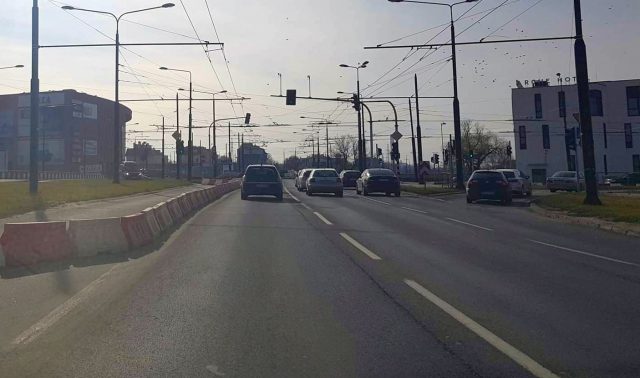 Zły stan jednego z lubelskich mostów na Bystrzycy. Wprowadzono zakaz wjazdu ciężarówek, zamknięto jeden pas jezdni