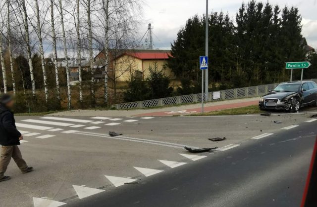 Zderzenie audi i citroena na trasie Lublin – Bełżyce. Są utrudnienia w ruchu (zdjęcia)