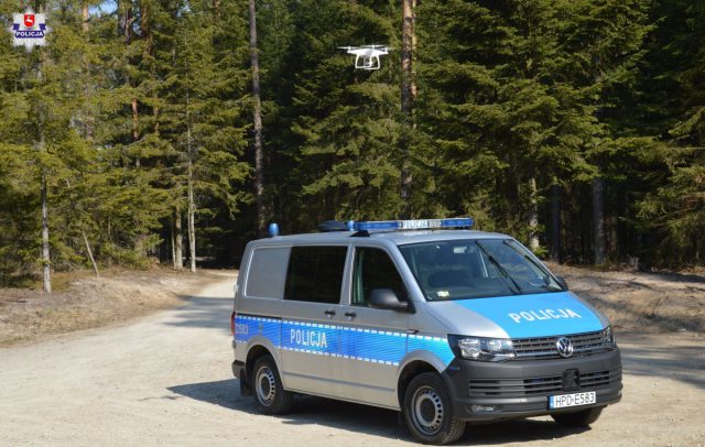 Weekendowe kontrole z drona. Policjanci z powietrza będą sprawdzać miejsca rekreacyjne (zdjęcia, wideo)