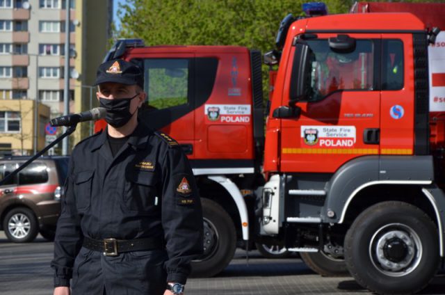 Z Polski na Białoruś trafiły środki do walki z koronawirusem. Konwój realizowali m.in. lubelscy strażacy (zdjęcia)