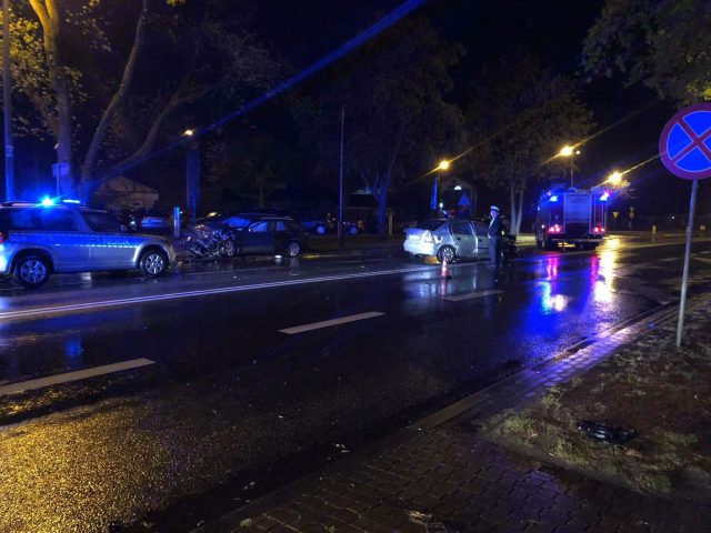 Kolejne zderzenie pojazdów na drogach naszego regionu. Tym razem w Puławach (zdjęcia)